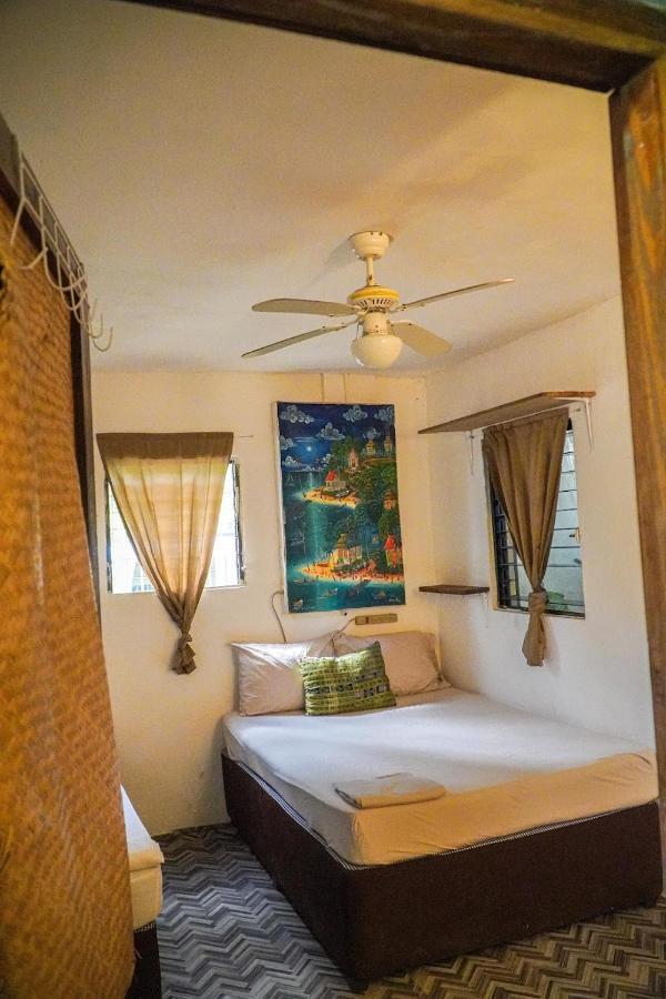 Bella'S Backpackers Cayo Hostel San Ignacio Ngoại thất bức ảnh