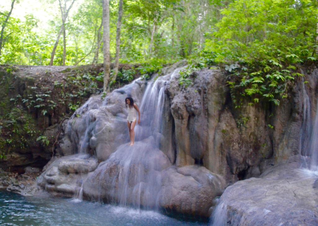 Bella'S Backpackers Cayo Hostel San Ignacio Ngoại thất bức ảnh