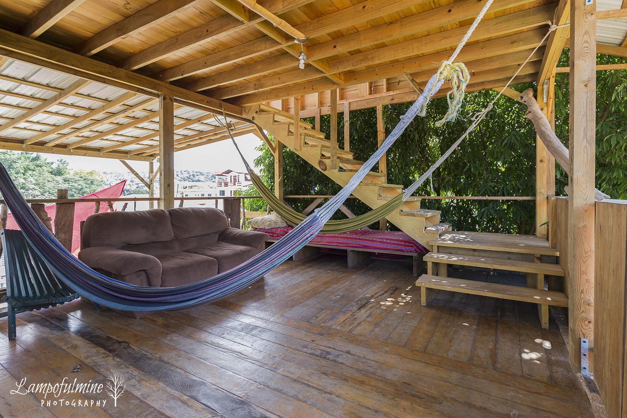 Bella'S Backpackers Cayo Hostel San Ignacio Ngoại thất bức ảnh