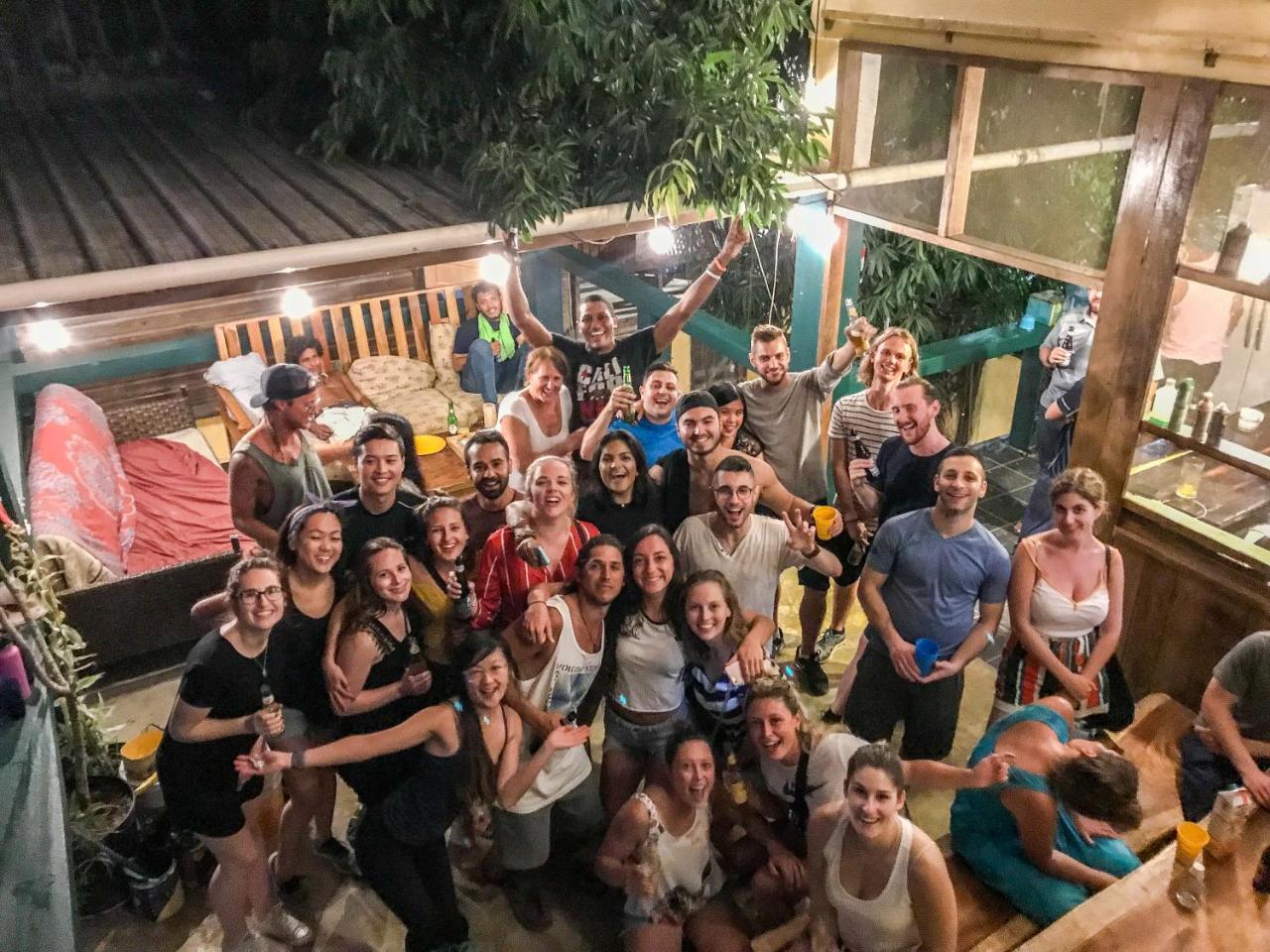 Bella'S Backpackers Cayo Hostel San Ignacio Ngoại thất bức ảnh