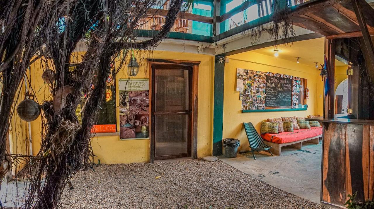 Bella'S Backpackers Cayo Hostel San Ignacio Ngoại thất bức ảnh